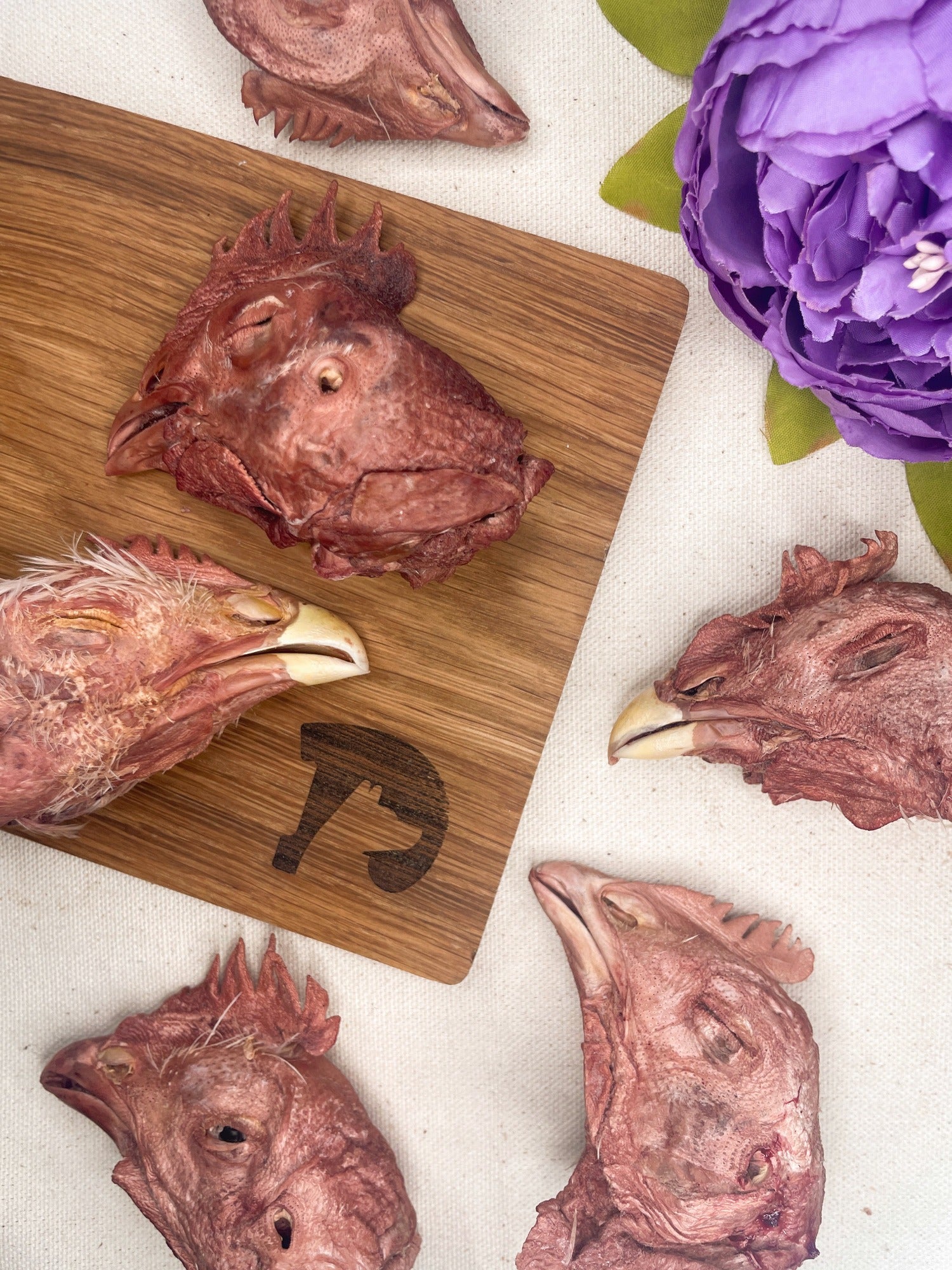 freeze dried chicken heads